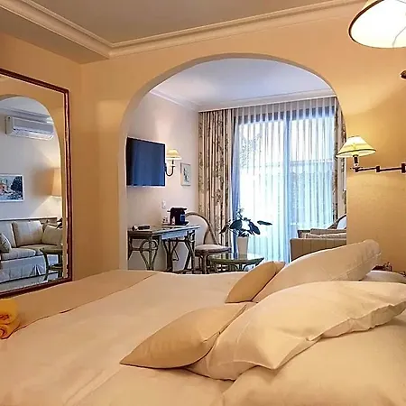 Hotel Boutique La Rocca 4*